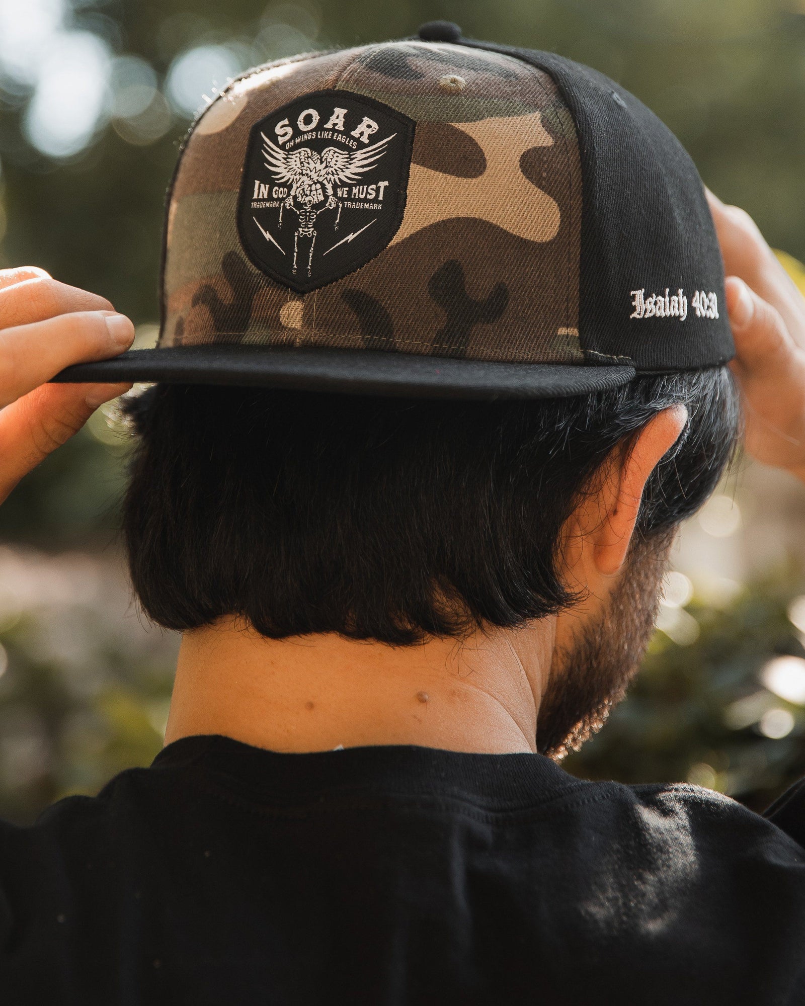 Flat Brim Snapback Hat- Wings Like Eagles Design – In God We Must